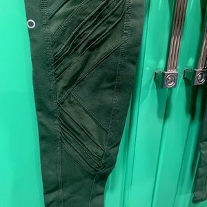 ALO Moto legging; size SMALL